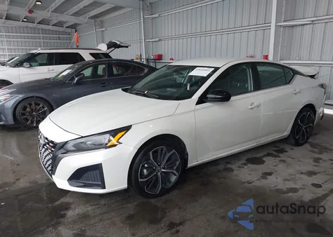 2025 Nissan Altima Sr Fwd z USA, uszkodzony, nr VIN 1N4BL4CV1SN301077